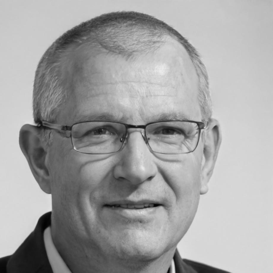 Finanzberater Dr. Hendrik Schröter